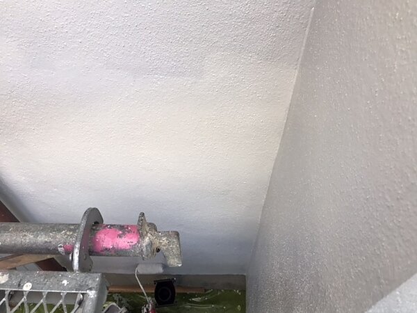 外壁上塗りと高圧洗浄～北九州市の塗装といえばナカガワクリエイト～の画像